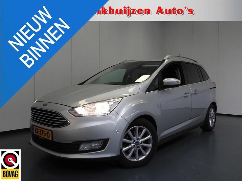 Grijs Gebruikt 2015 Ford Grand C-Max Titanium MPV | € 9.340 - Afbeelding 1/4