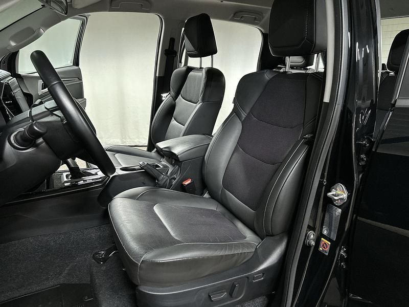 Occasion Isuzu D-Max 2023 Zwart Van