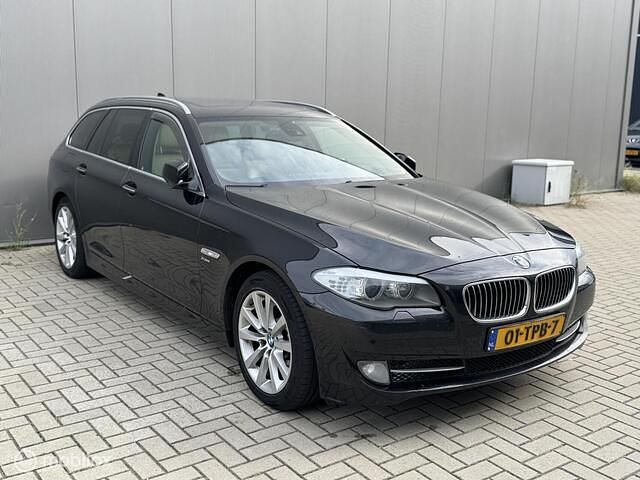Occasion BMW 530 Executive 257 PK (189 kW) 2011 Zwart Stationwagen