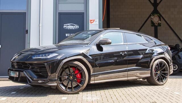 Zwart Gebruikt 2020 Lamborghini Urus SUV | € 239.950 (Super prijs) - Afbeelding 1/4
