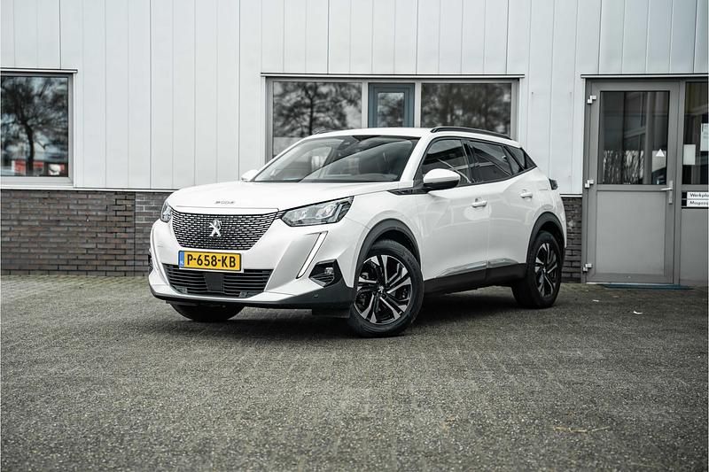 Wit Gebruikt 2020 Peugeot e-2008 Allure SUV | € 15.950 (Iets duurder) - Afbeelding 1/4