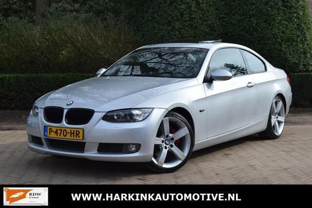 Grijs Gebruikt 2007 BMW 325 Coupé | € 9.995 (Eerlijke prijs) - Afbeelding 1/4