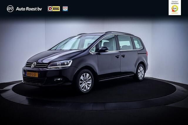 Zwart Occasion 2014 VW Sharan Comfortline MPV | € 9.950 (Goede deal) - Afbeelding 1/4