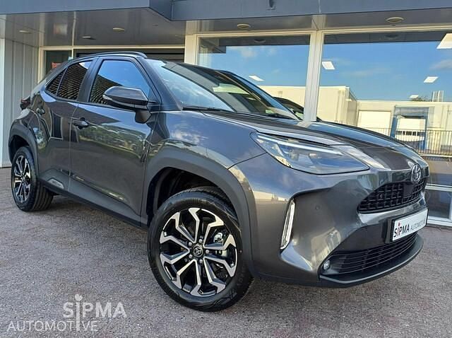 Grijs Nieuw 2025 Toyota Yaris Cross SUV | € 33.250 (Eerlijke prijs) - Afbeelding 1/4