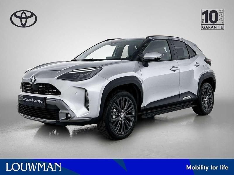 Zilver Gebruikt 2024 Toyota Yaris Cross SUV | € 32.950 (Duur) - Afbeelding 1/3