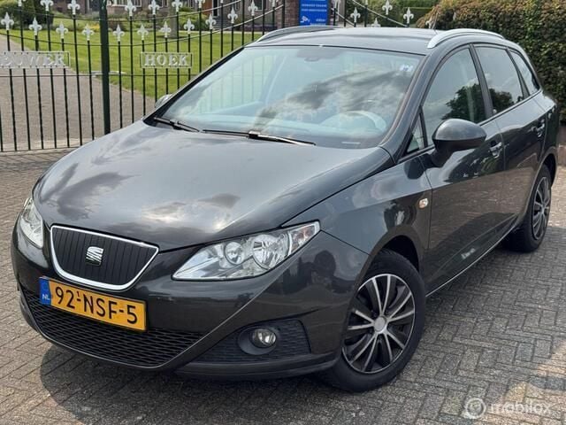 Grijs Gebruikt 2010 Seat Ibiza ST Ecomotive Stationwagen | € 1.950 (Eerlijke prijs) - Afbeelding 1/4