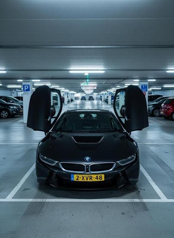 Occasion 2014 BMW i8 Coupé | € 39.950 - Afbeelding 1/4