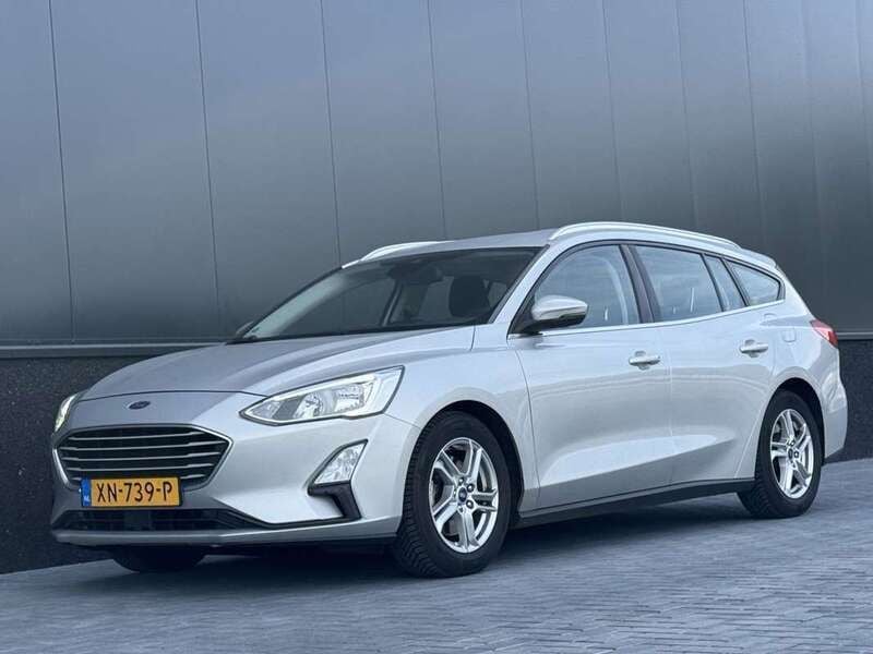 Grijs Gebruikt 2019 Ford Focus Stationwagen | € 7.750 (Goede deal) - Afbeelding 1/4