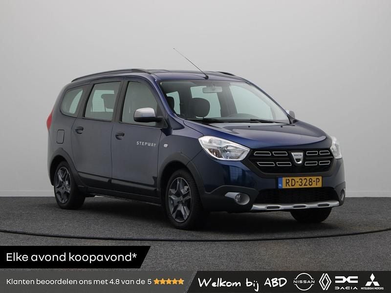 Blauw Occasion 2017 Dacia Lodgy Stepway MPV | € 11.940 (Duur) - Afbeelding 1/3