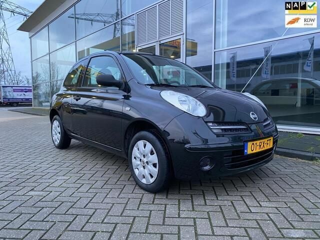 Occasion Nissan Micra Pure 65 PK (47 kW) 2005 Zwart, metallic lak Hatchback