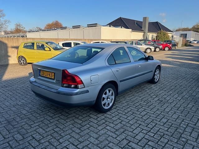 Occasion Volvo S60 163 PK (119 kW) 2002 Grijs Sedan