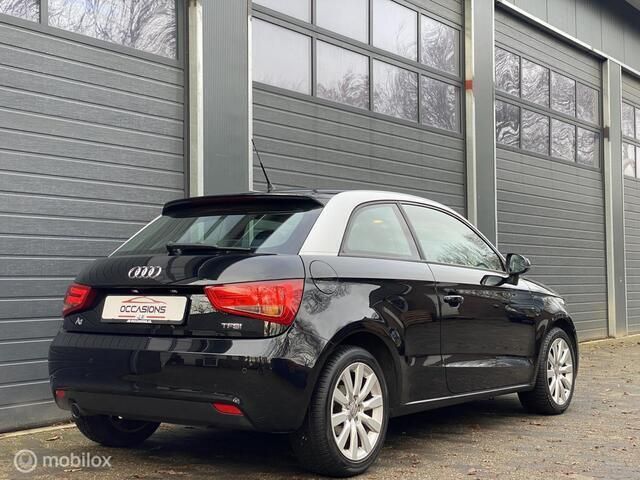 Occasion Audi A1 86 PK (63 kW) 2011 Zwart, metallic lak Hatchback