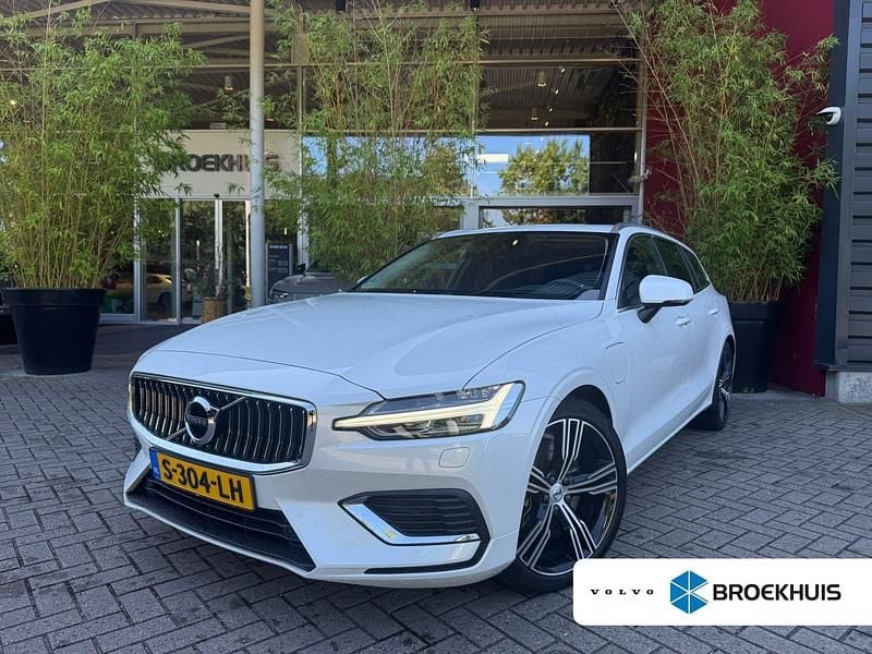 Wit Gebruikt 2021 Volvo V60 Inscription Stationwagen | € 36.900 (Iets duurder) - Afbeelding 1/4