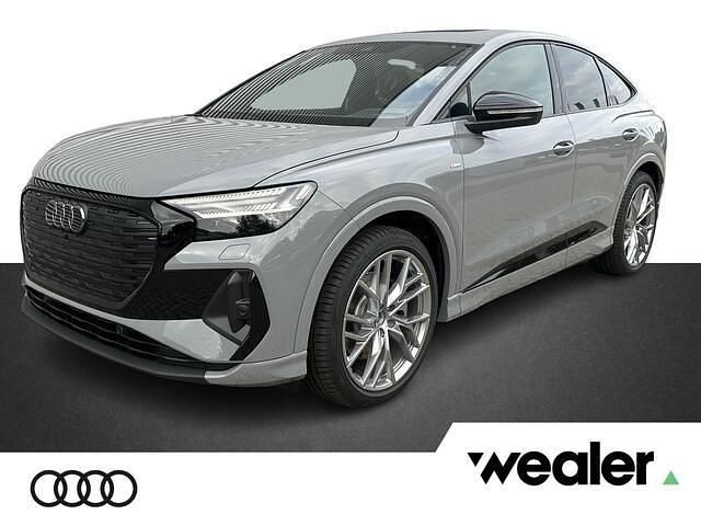 Grijs Nieuw 2026 Audi Q4 Sportback e-tron Competition SUV | € 64.070 - Afbeelding 1/4