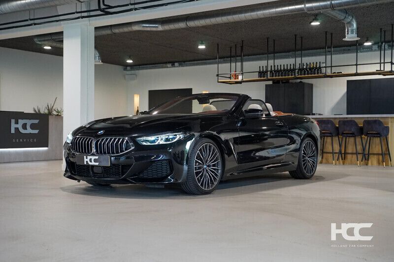Zwart, metallic lak Gebruikt 2020 BMW 840 M Sport Coupé | € 73.950 (Duur) - Afbeelding 1/4