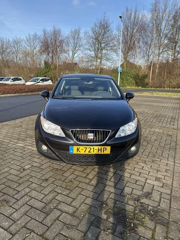 Zwart Occasion 2010 Seat Ibiza MPV | € 3.250 (Goede deal) - Afbeelding 1/4