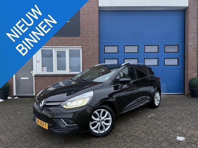 Zwart Occasion 2017 Renault Clio GrandTour Intens Stationwagen | € 7.250 (Goede deal) - Afbeelding 1/4