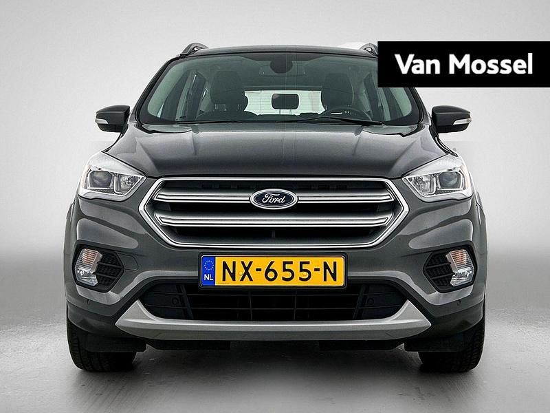 Grijs Occasion 2017 Ford Kuga Titanium SUV | € 14.845 (Goede deal) - Afbeelding 1/4