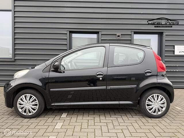 Occasion Peugeot 107 68 PK (50 kW) 2010 Zwart Hatchback