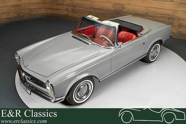 Grijs Gebruikt 1967 Mercedes 250 Cabriolet | € 119.950 - Afbeelding 1/4