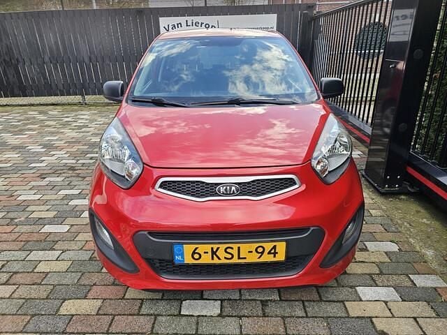 Occasion Kia Picanto 69 PK (50 kW) 2013 Rood Hatchback