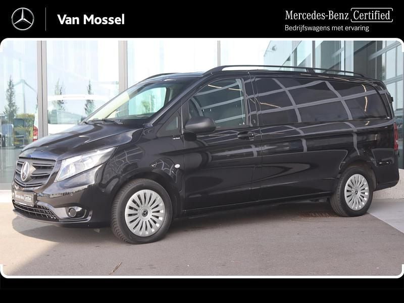 Zwart Gebruikt 2023 Mercedes Vito MPV | € 33.945 (Super prijs) - Afbeelding 1/4