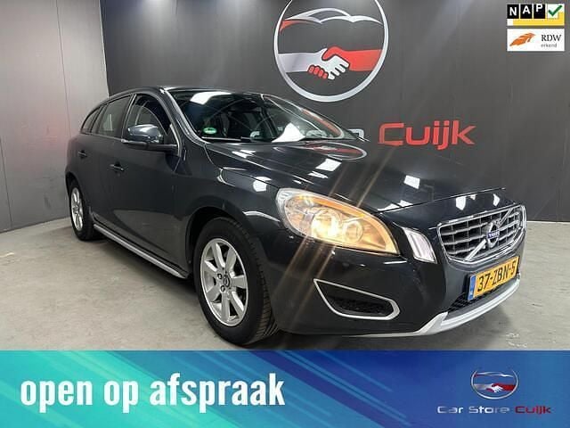 Grijs Gebruikt 2012 Volvo V60 Kinetic Stationwagen | € 10.580 (Eerlijke prijs) - Afbeelding 1/4