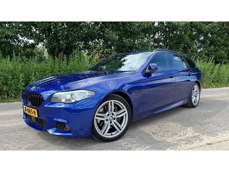 Blauw Gebruikt 2011 BMW 535 Executive Stationwagen | € 14.250 - Afbeelding 1/4