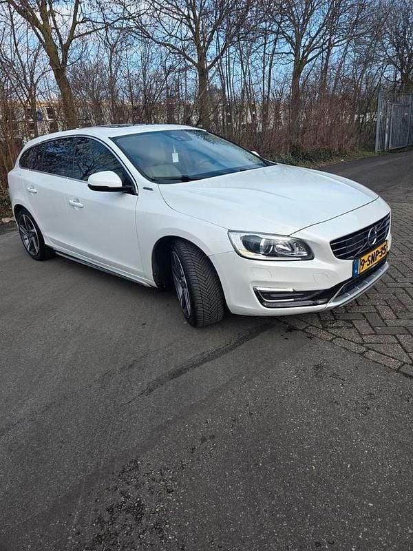 Occasion 2013 Volvo V60 Stationwagen | € 6.000 - Afbeelding 1/4