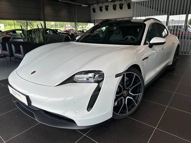 Wit Gebruikt 2024 Porsche Taycan Sport Turismo Sedan | € 77.549 (Super prijs) - Afbeelding 1/4