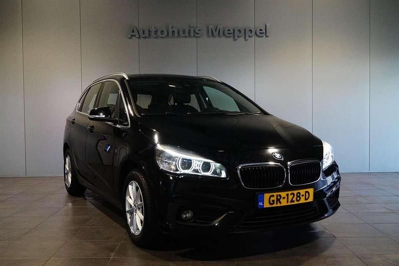 Zwart Gebruikt 2015 BMW 218 Active Tourer Executive MPV | € 9.950 (Duur) - Afbeelding 1/4