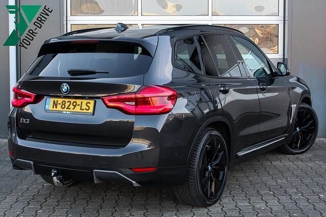 Occasion BMW iX3 Executive 210 kW (286 PK) 2021 Grijs (metallic) SUV
