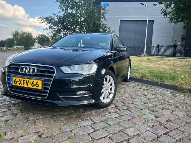 Occasion Audi A3 Sportback Attraction 125 PK (91 kW) 2014 Zwart Hatchback