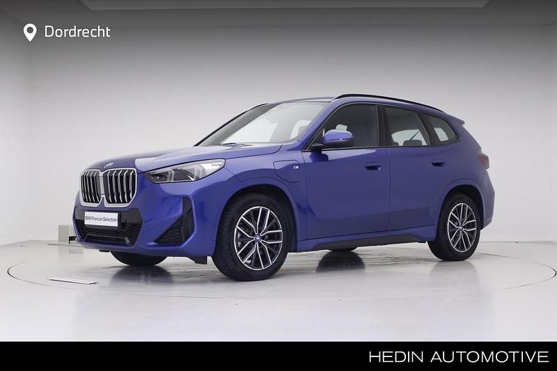 Blauw Gebruikt 2024 BMW X1 M Sport SUV | € 49.895 (Iets duurder) - Afbeelding 1/3