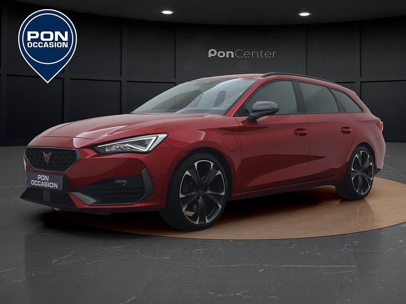 Rood Occasion 2024 Cupra Leon VZ Stationwagen | € 30.850 (Eerlijke prijs) - Afbeelding 1/3