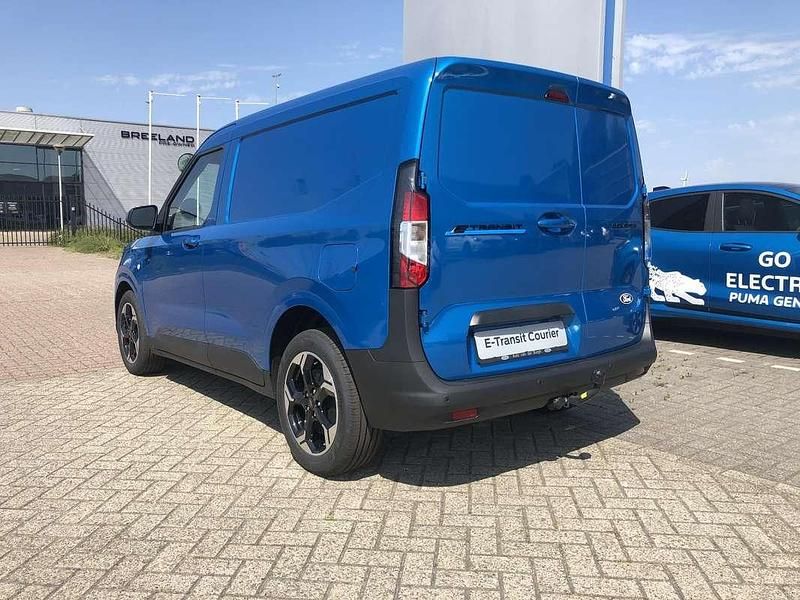 Nieuw Ford E-Transit Limited 100 kW (136 PK) 2025 Van
