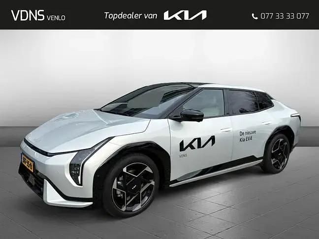 Grijs Gebruikt 2025 Kia EV4 Hatchback | € 47.900 (Goede deal) - Afbeelding 1/4