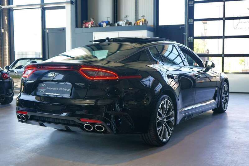 Occasion Kia Stinger GT-Line 256 PK (188 kW) 2018 Zwart, metallic lak Hatchback