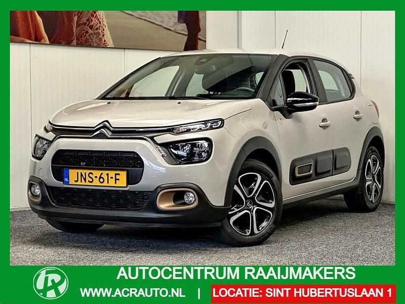 Beige (metallic) Occasion 2023 Citroën C3 PureTech Hatchback | € 13.940 (Goede deal) - Afbeelding 1/4