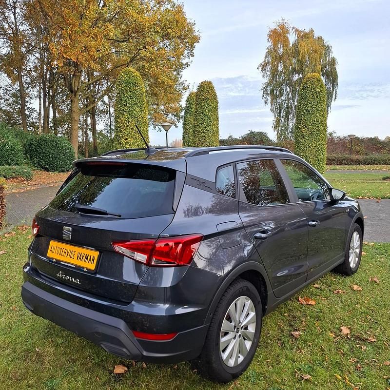 Occasion Seat Arona Business 110 PK (80 kW) 2023 Grijs SUV