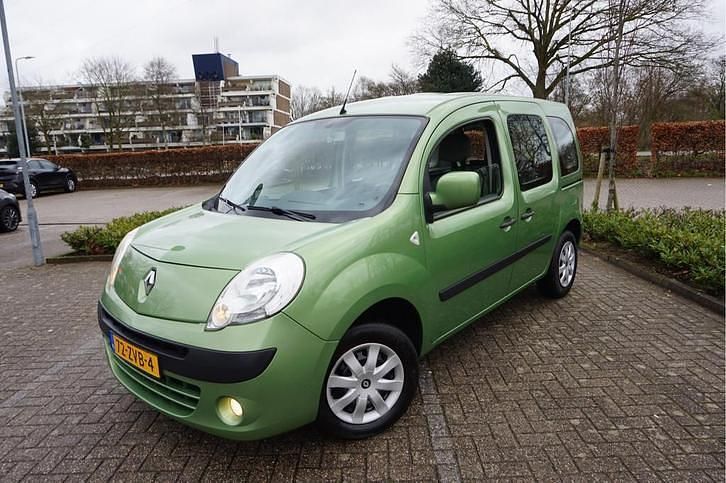 Occasion Renault Kangoo Expression 107 PK (78 kW) 2009