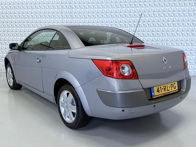 Occasion Renault Mégane Cabriolet Luxe 113 PK (83 kW) 2005 Beige (metallic) Cabriolet