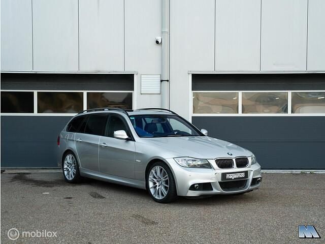 Zilver Gebruikt 2008 BMW 325 Executive Stationwagen | € 22.999 - Afbeelding 1/4