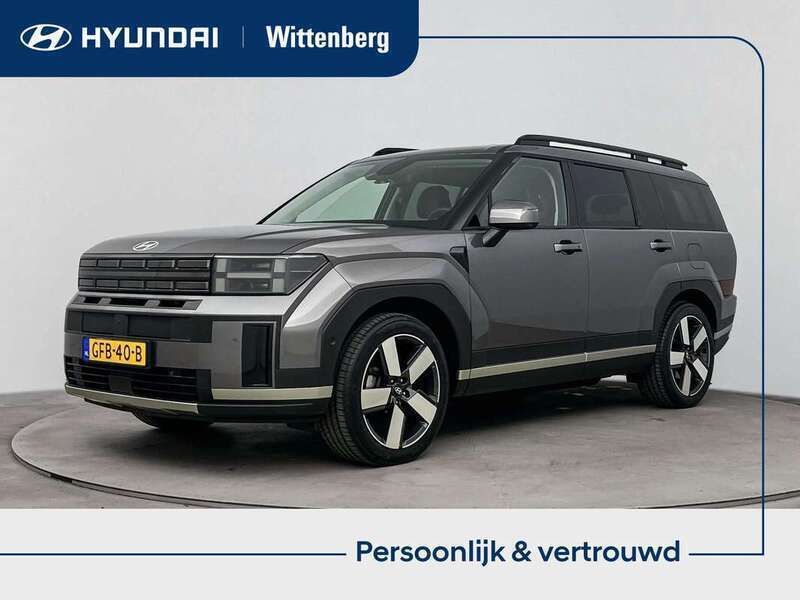 Grijs Gebruikt 2024 Hyundai Santa Fe Premium SUV | € 56.900 - Afbeelding 1/3