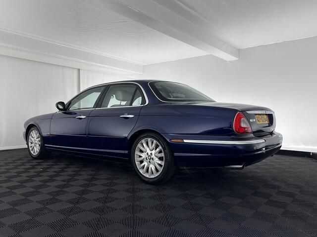 Occasion Jaguar XJ Executive 258 PK (189 kW) 2003 Blauw metallic Sedan