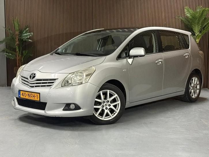 Occasion Toyota Verso 147 PK (108 kW) 2010 Grijs MPV