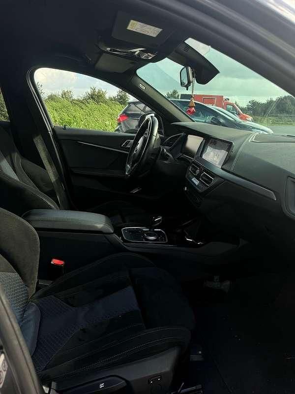 Occasion BMW 118 Executive 140 PK (102 kW) 2020 Grijs Hatchback