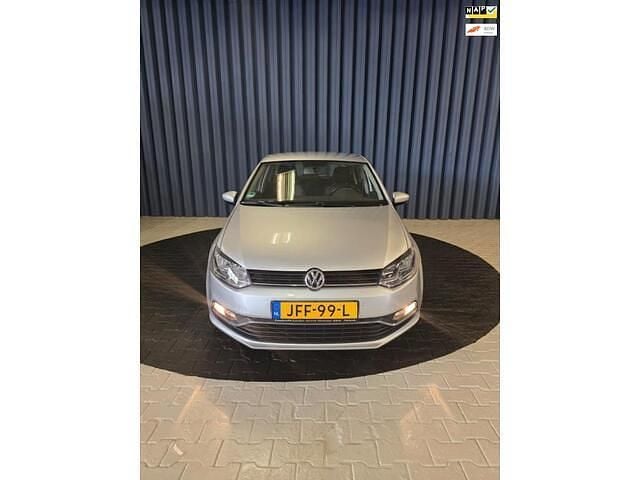 Grijs Gebruikt 2017 VW Polo Comfortline Hatchback | € 8.499 (Eerlijke prijs) - Afbeelding 1/4