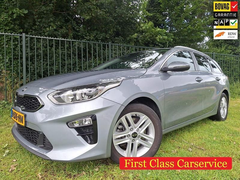 Occasion Kia Ceed 120 PK (88 kW) 2020 Grijs Hatchback