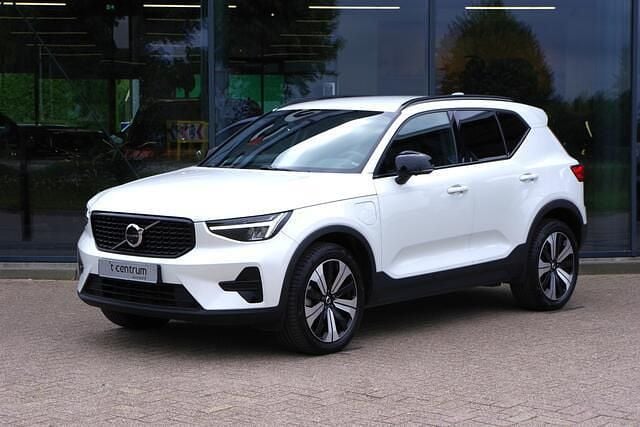 Wit Gebruikt 2023 Volvo XC40 Ultimate SUV | € 35.450 (Goede deal) - Afbeelding 1/4